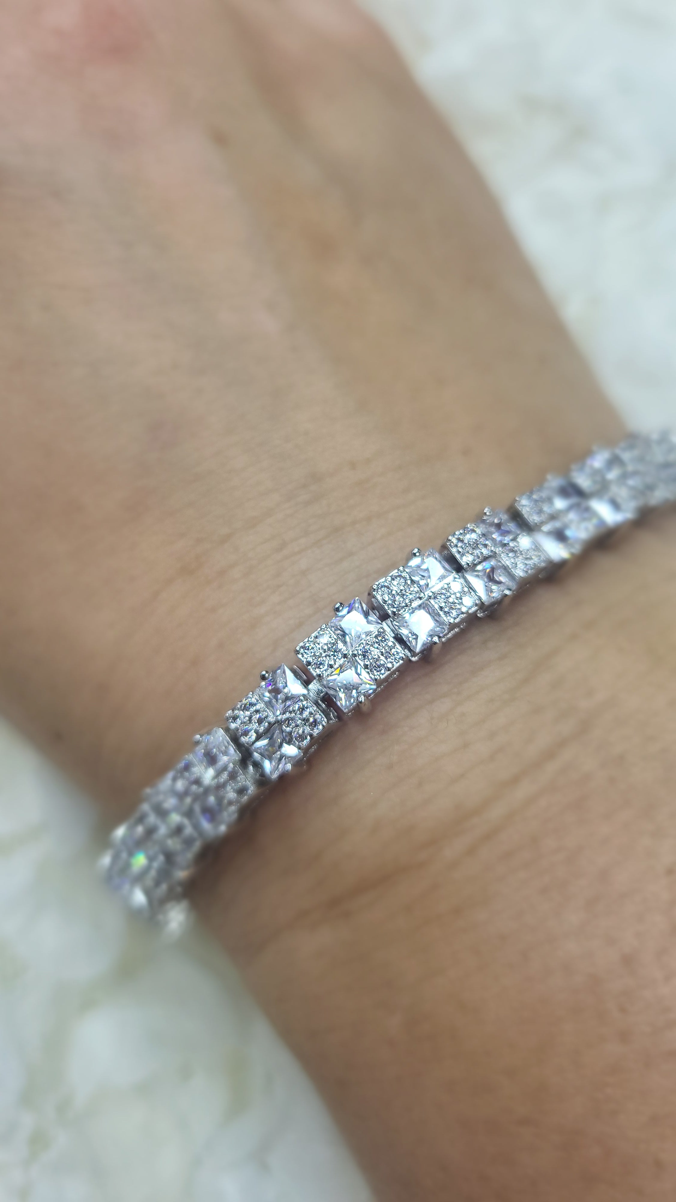 💎 Platinum Sparkle – Luxus Tennis-Armband mit funkelnden Zirkonia ✨