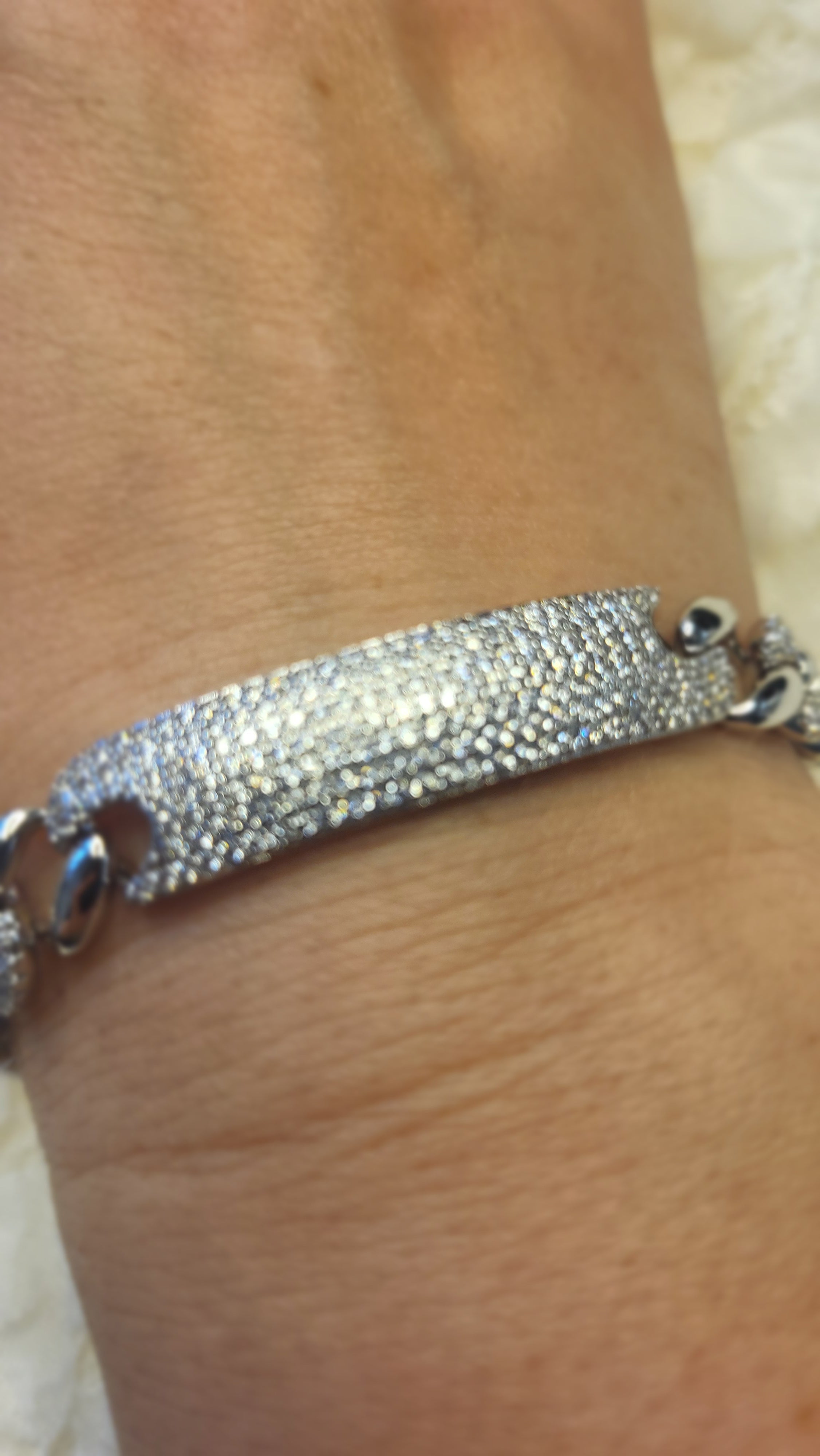Royal Platinum – Funkelndes Armband mit Zirkonia 💎🤍✨