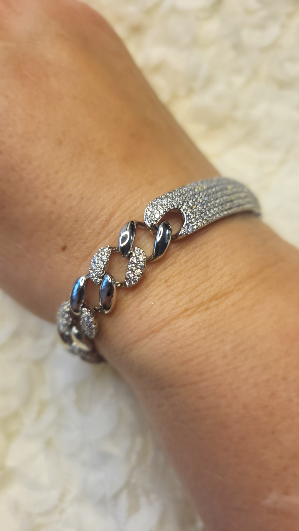 Royal Platinum – Funkelndes Armband mit Zirkonia 💎🤍✨