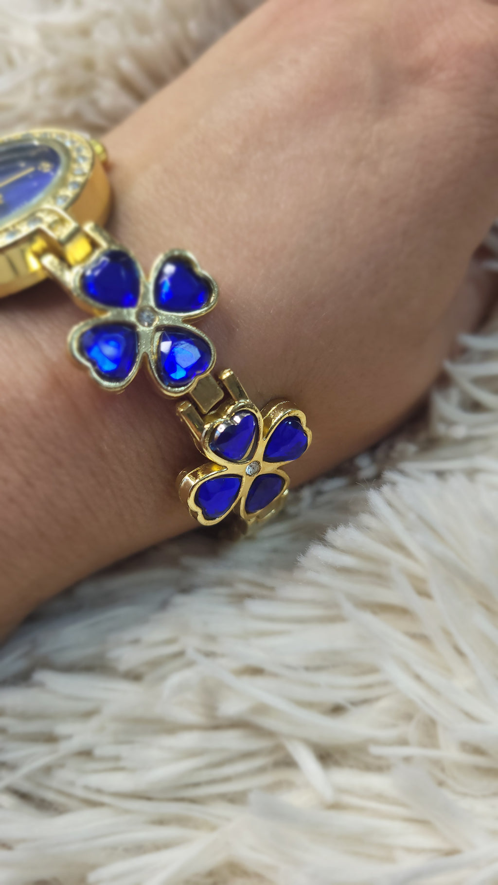 💙 Blue Clover Damenuhr mit Zirkonia – Edelstahl ⌚✨