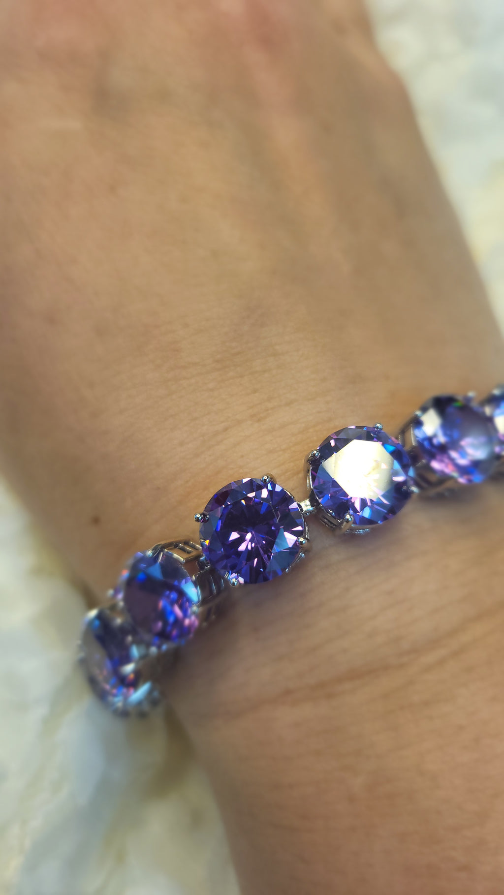 💜 Violet Royal – Luxus Armband mit violetten Zirkonia | Platin-Optik