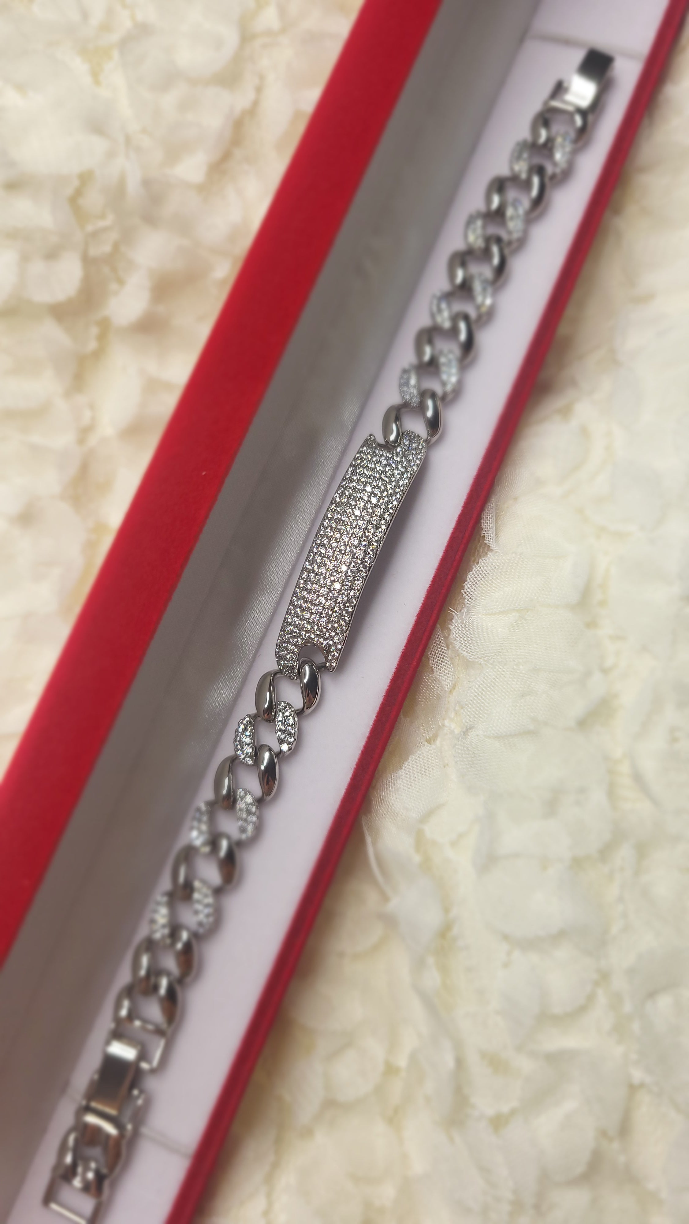 Royal Platinum – Funkelndes Armband mit Zirkonia 💎🤍✨