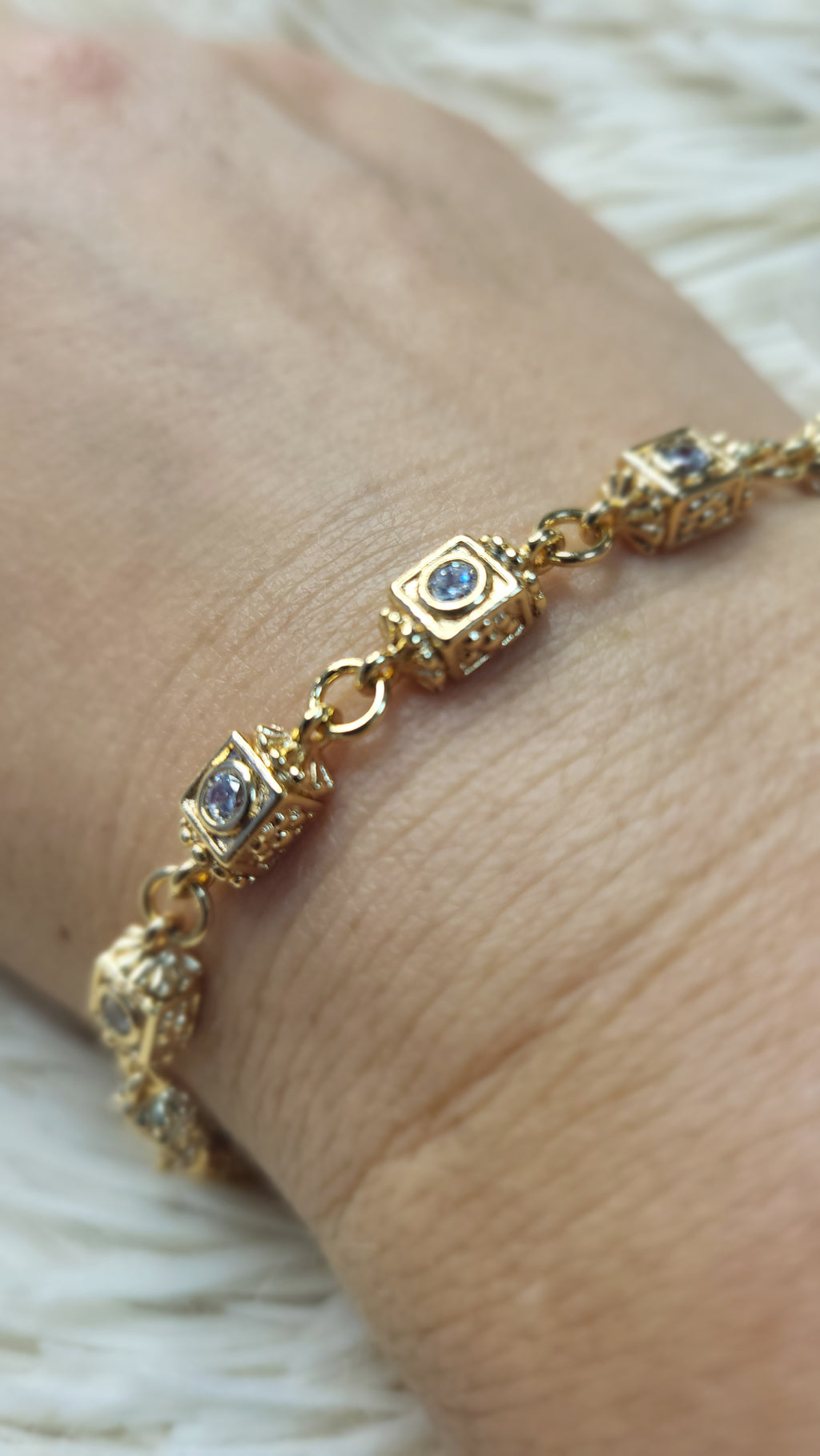 👑 Royal Golden Cube – Elegancka Bransoletka ze Stali Chirurgicznej 18K Gold PVD ✨