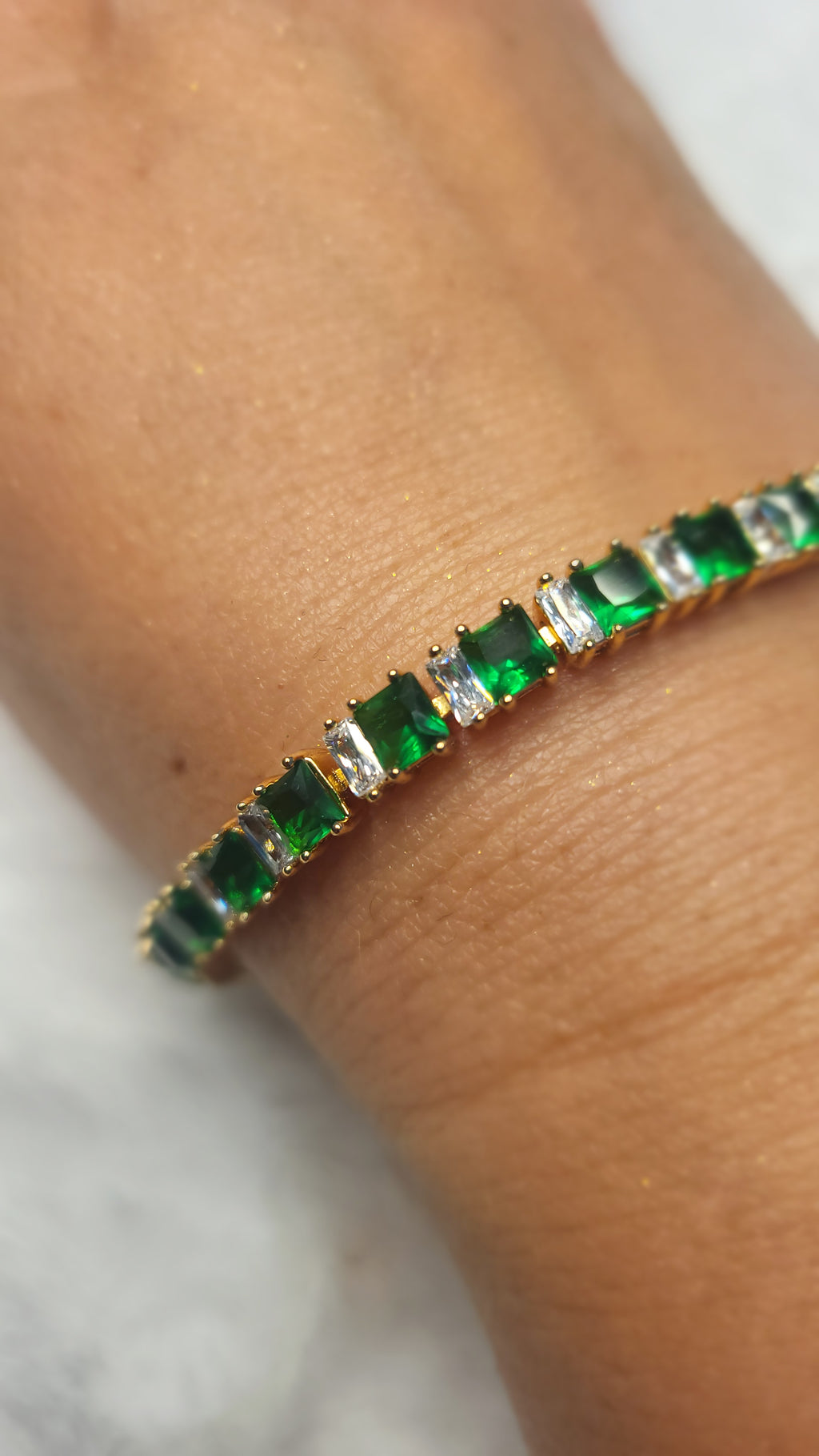 💚 Emerald Shine – Luxus Armband mit Smaragd-Zirkonia | 18K Gold-Optik ✨