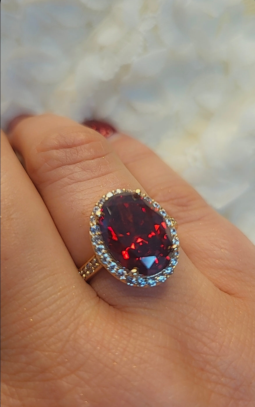 ❤️ Rubinrote Eleganz ❤️